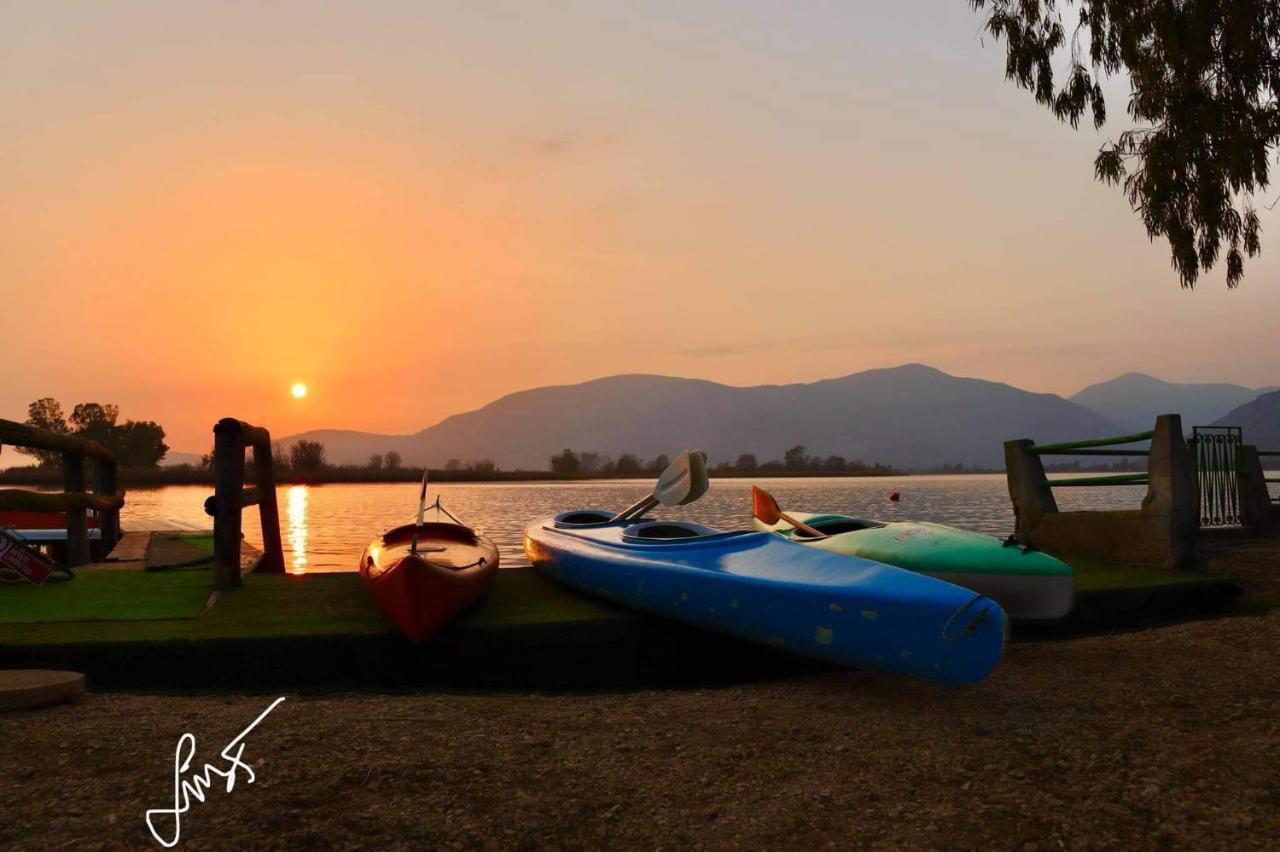 Magia Sul Lago Di Fondi Monte San Biagio Bagian luar foto